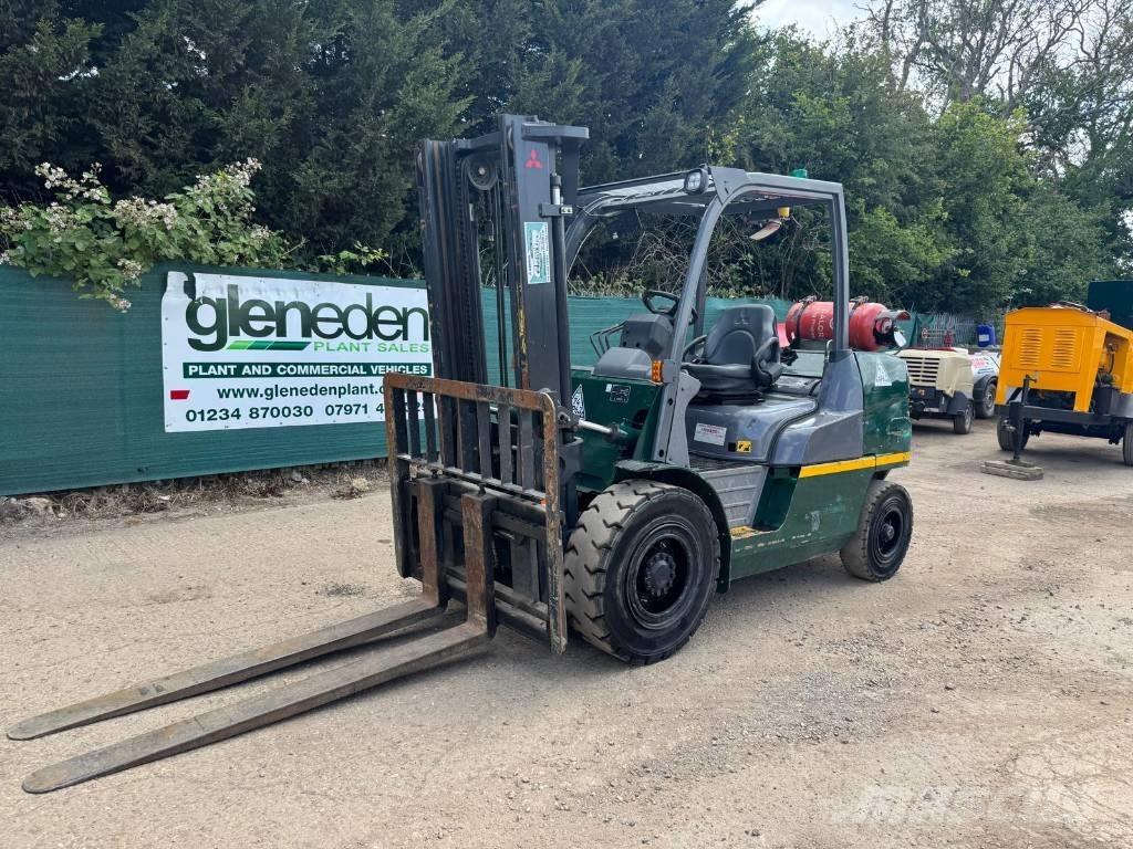 Mitsubishi FG 45 NT Camiones LPG