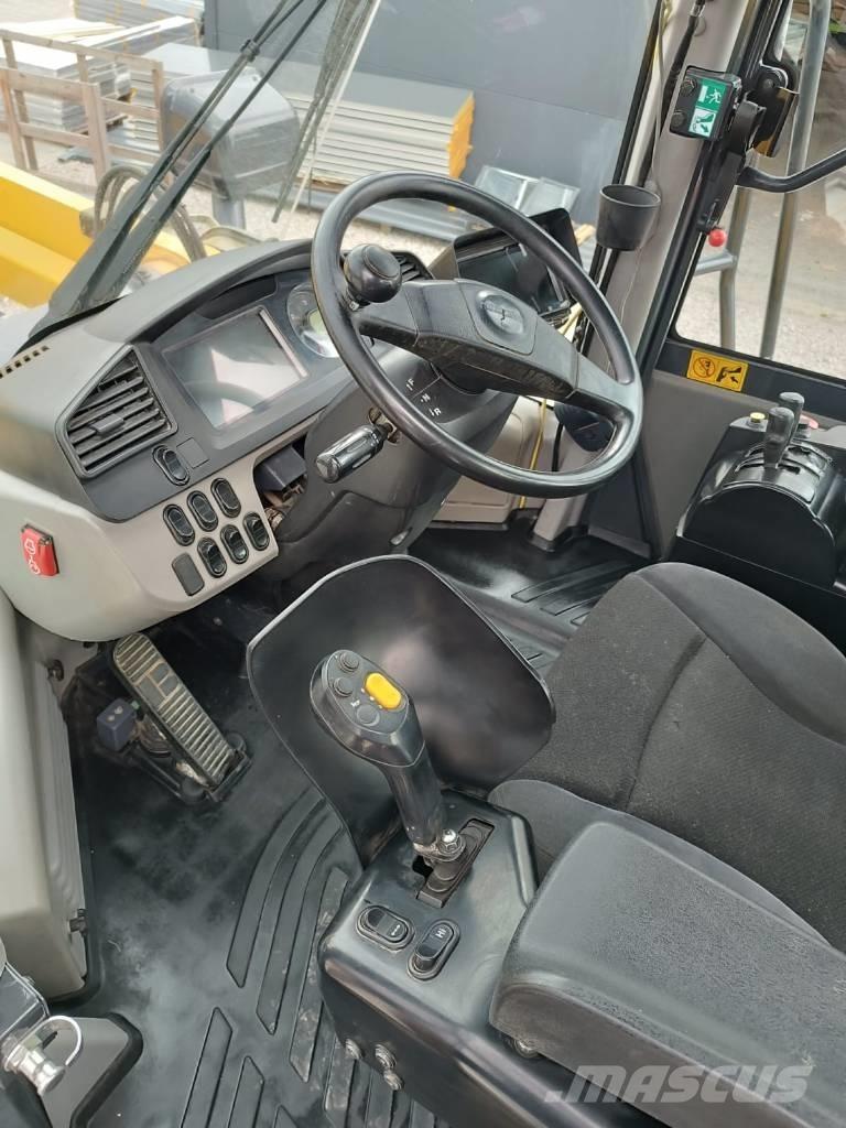 Komatsu WA 500 Cargadoras sobre ruedas