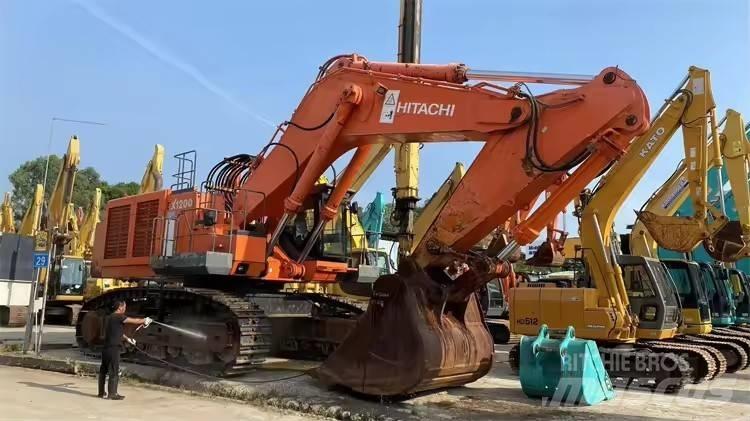 Hitachi EX 1200 Excavadoras sobre orugas