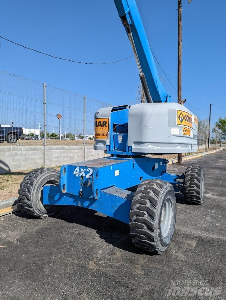 Genie S 40 Plataformas con brazo de elevación telescópico