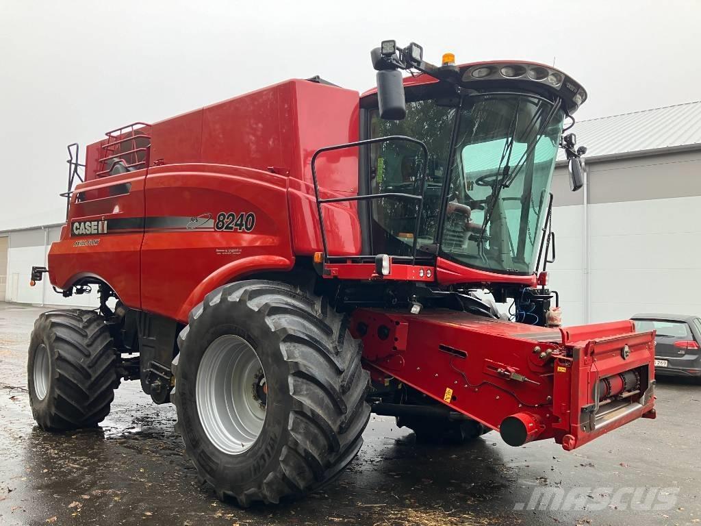 Case IH Axial 8240 Cosechadoras combinadas