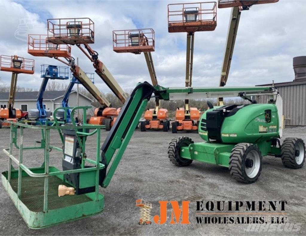 JLG 600 AJ Plataformas con brazo de elevación manual