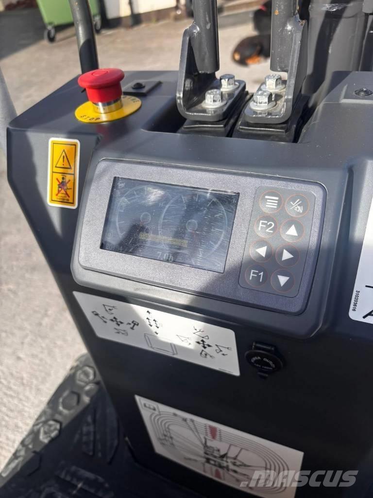 XCMG XE10E Miniexcavadoras