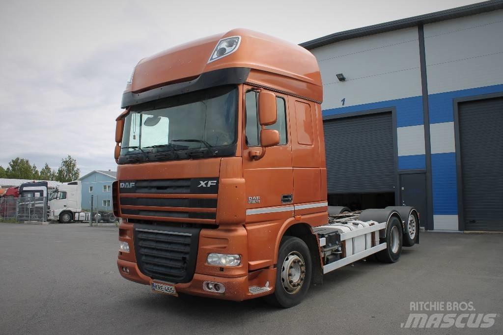 DAF XF105.460 Camiones con chasís y cabina