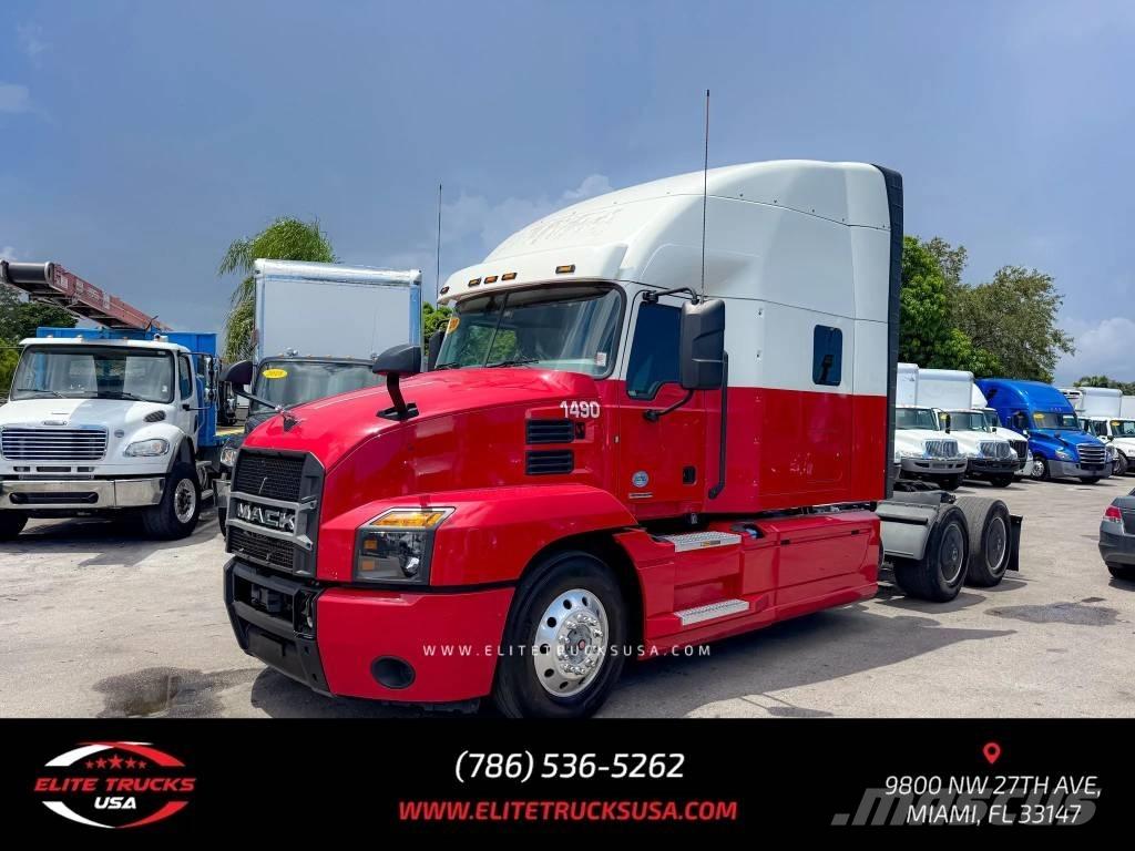 Mack Anthem Otros camiones