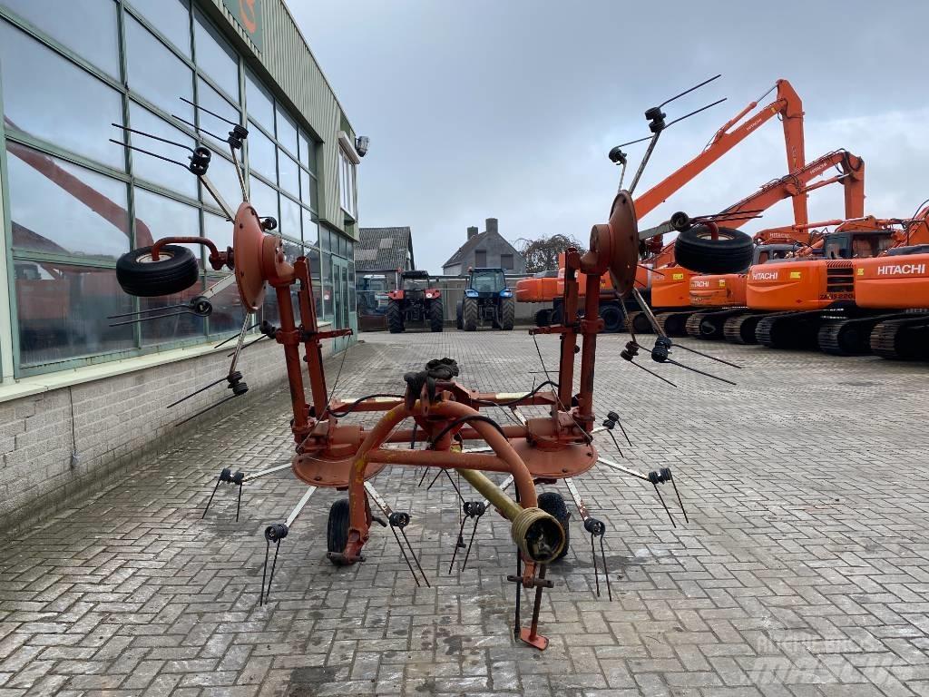 Kuhn 5000 H Rastrilladoras y rastrilladoras giratorias