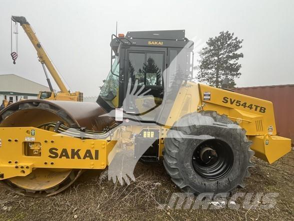 Sakai SV544T Rodillos de un solo tambor