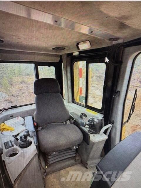 CAT D 6 T Buldozer sobre oruga