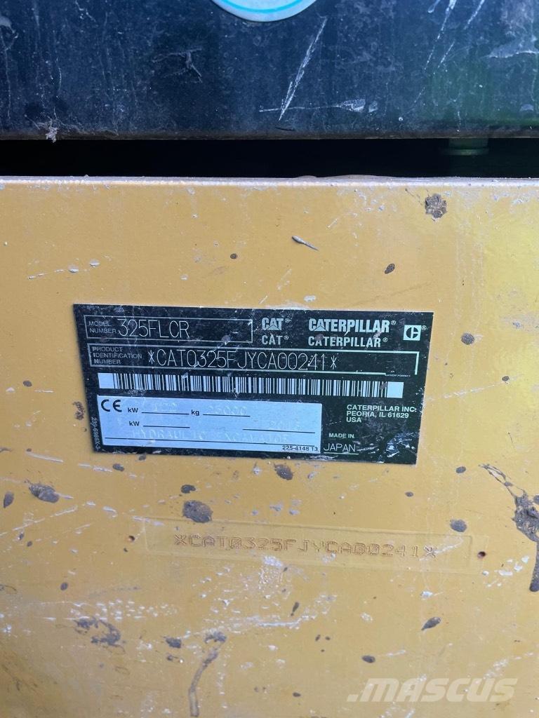 CAT 325 Excavadoras sobre orugas