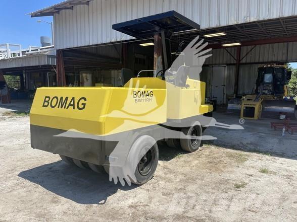Bomag BW11RH Rodillos sobre neumáticos