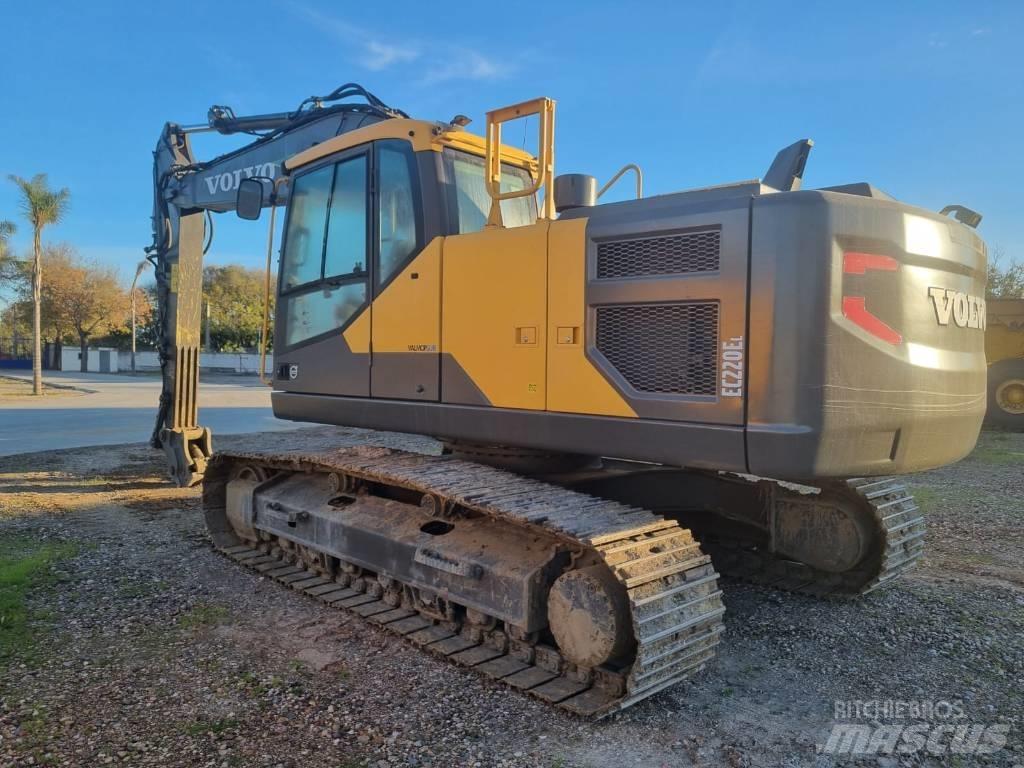 Volvo EC220E Excavadoras sobre orugas