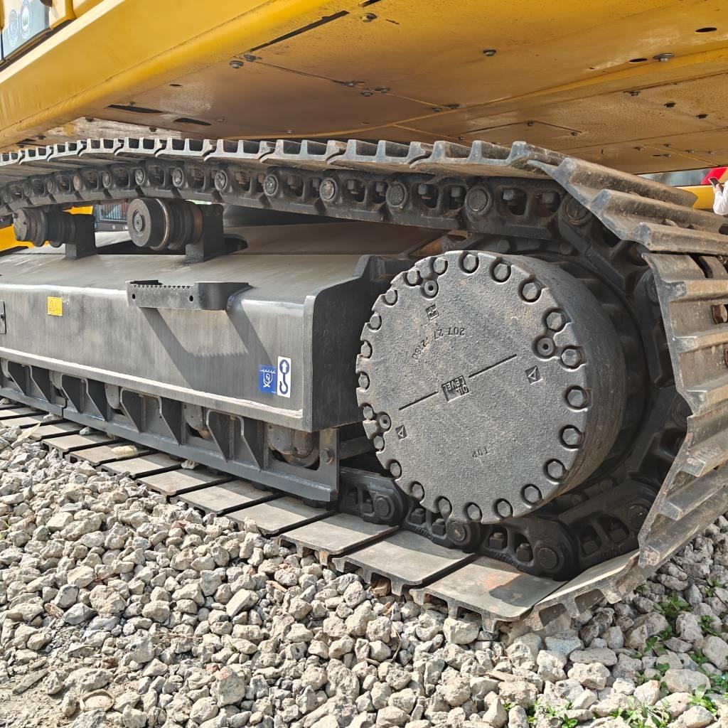 Komatsu 350LC-8 Excavadoras sobre orugas