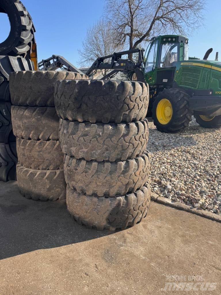 Trelleborg 460/70R24 Ruedas