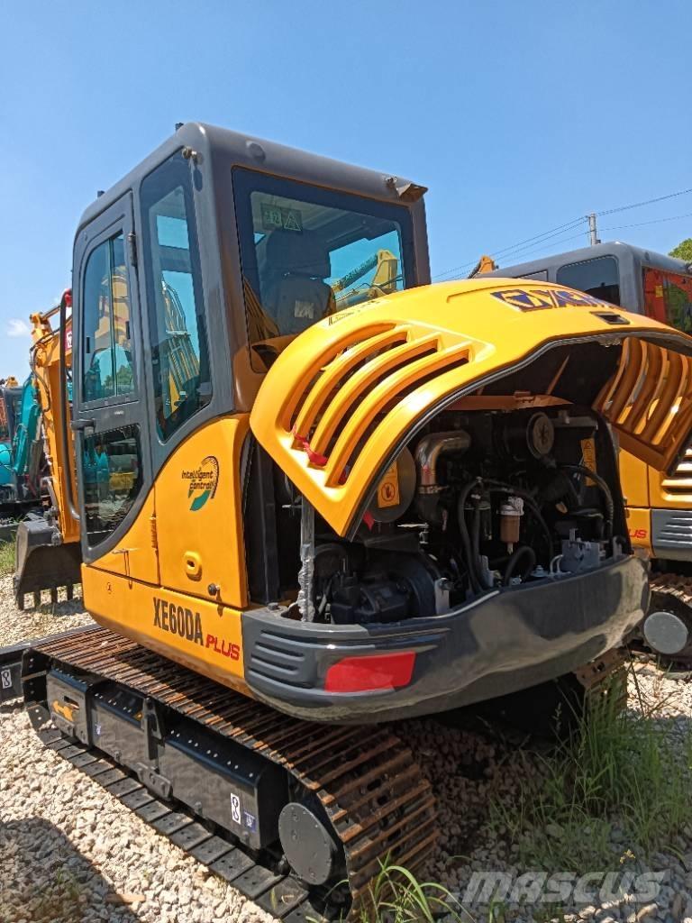 XCMG XE 60 DA Miniexcavadoras