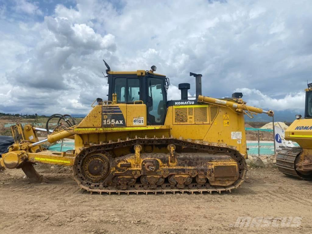 Komatsu D 155 AX-6 Buldozer sobre oruga