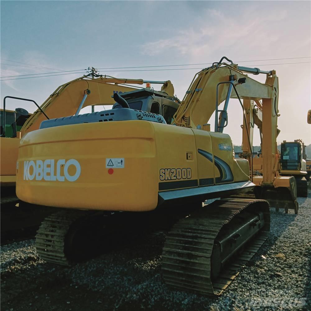 Kobelco SK200-8 Excavadoras sobre orugas