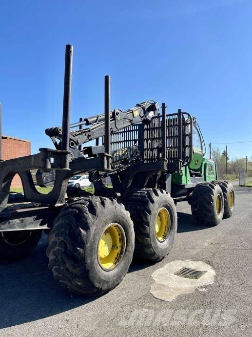John Deere 1910 E Transportadoras