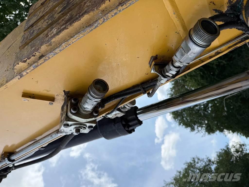 CAT M320F Excavadoras de ruedas