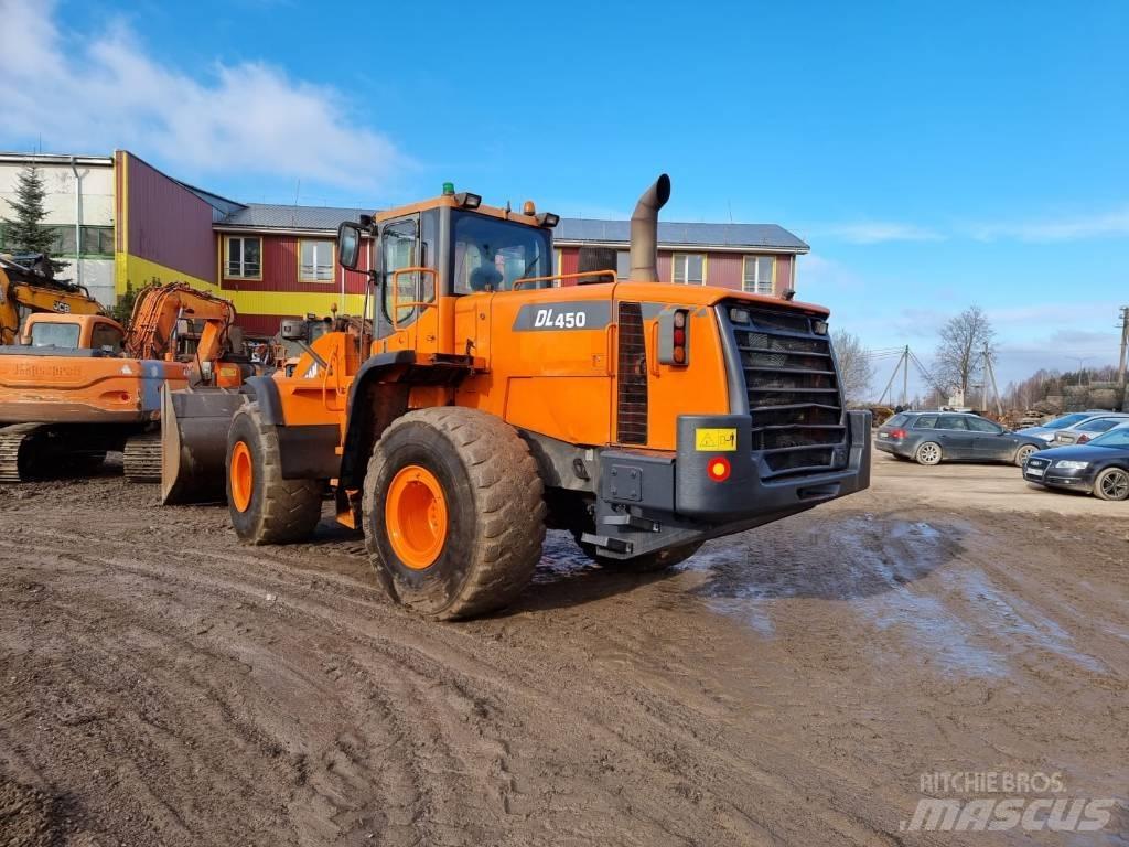 Doosan DL 450 Cargadoras sobre ruedas