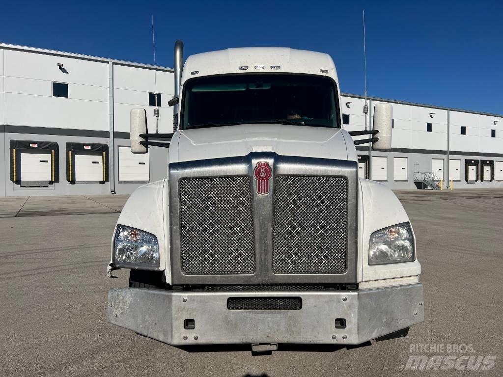 Kenworth T880 Camiones tractor