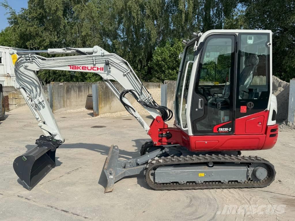 Takeuchi TB 235-2 Miniexcavadoras