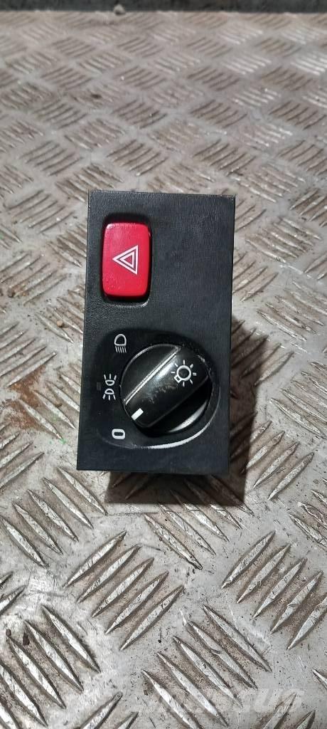 Scania R 440   1900317 Cabinas