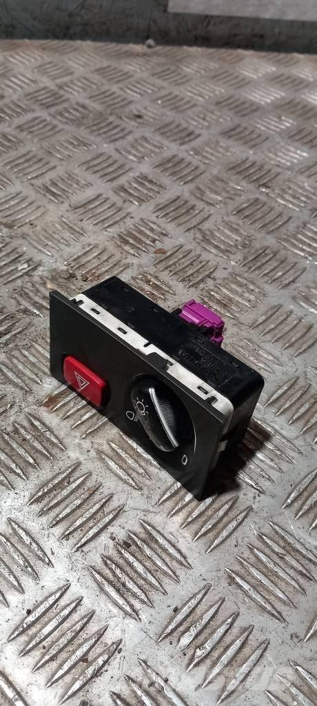 Scania R 440   1900317 Cabinas