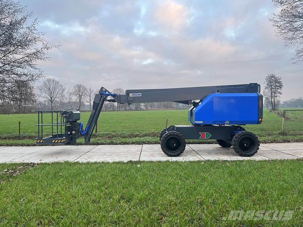 Aichi SP14DJM Plataformas con brazo de elevación telescópico