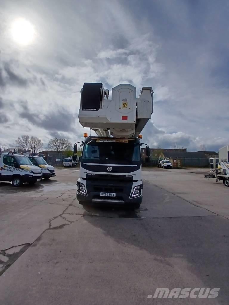 Bronto S90 HLA-X Plataformas sobre camión