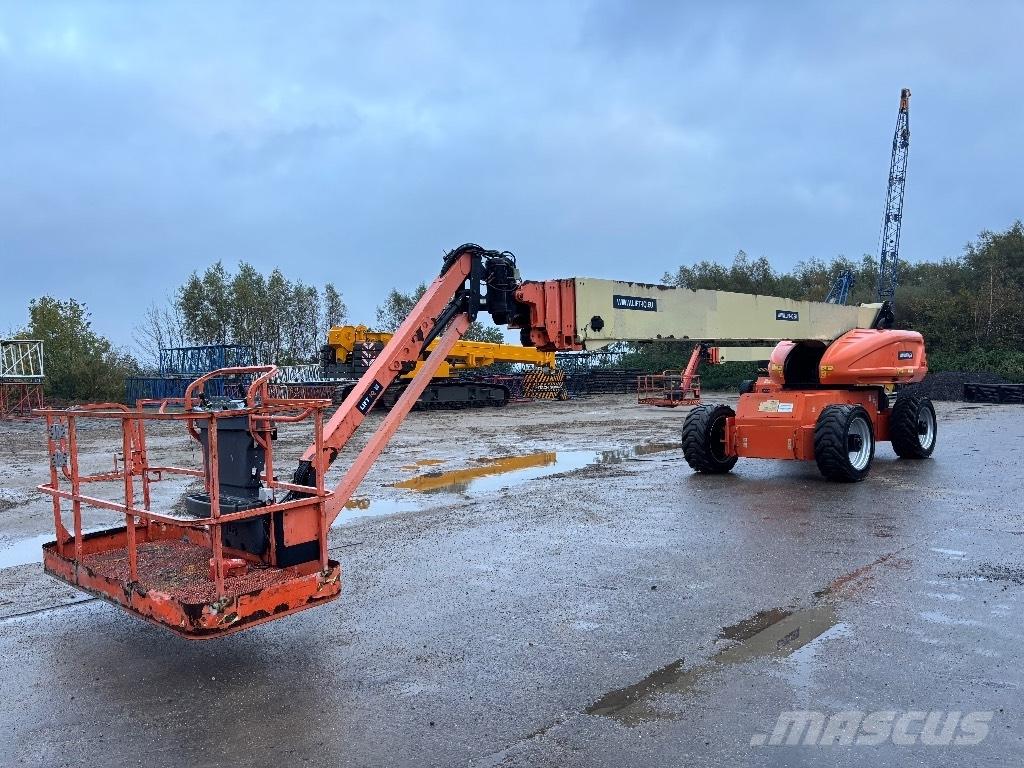 JLG 1350 SJP Plataformas con brazo de elevación telescópico