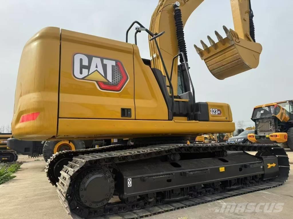 CAT 323GC Excavadoras sobre orugas