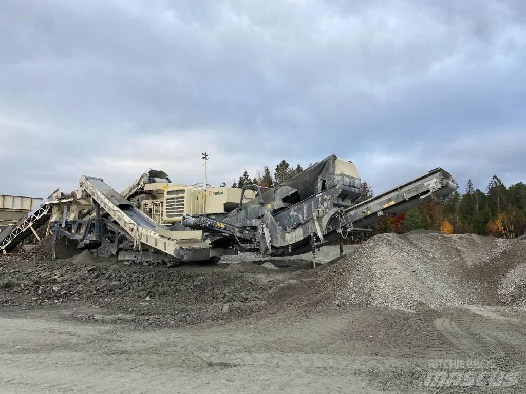 Metso LT300HPS Trituradoras móviles