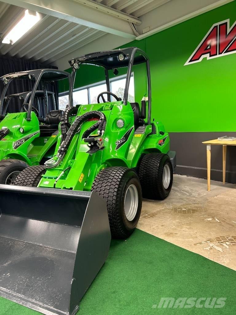 Avant 528 Minicargadoras