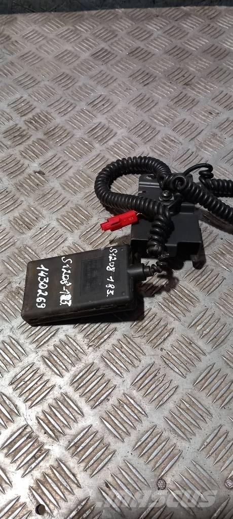 Scania 94 D.    1430269 Cabinas