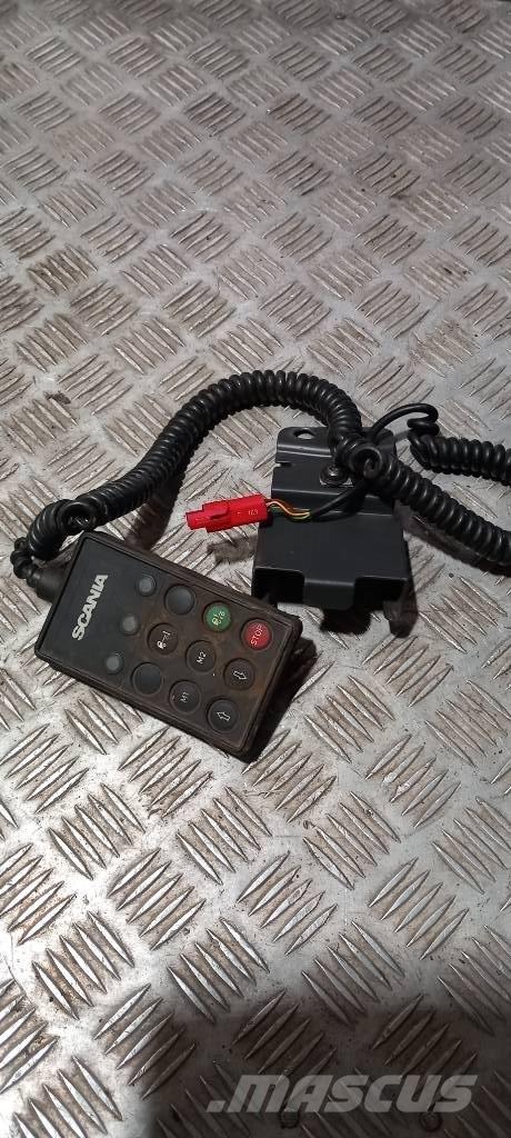 Scania 94 D.    1430269 Cabinas