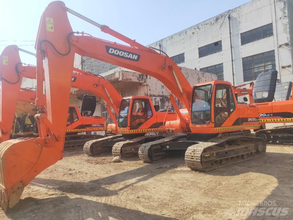 Doosan DH220LC-7 Excavadoras sobre orugas