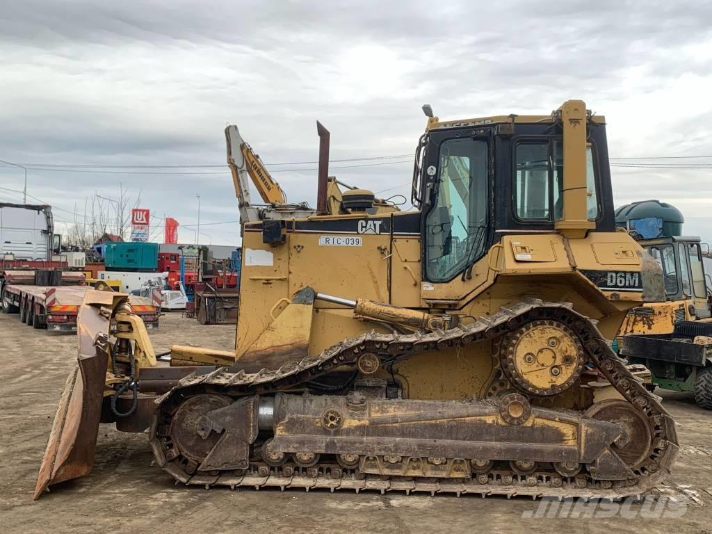 CAT D 6 M XL Buldozer sobre oruga