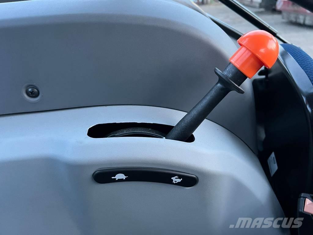 New Holland T 5.120 Tractores