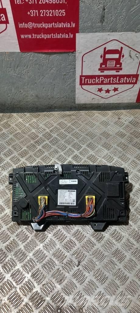 Scania R 440   2052210 Cabinas