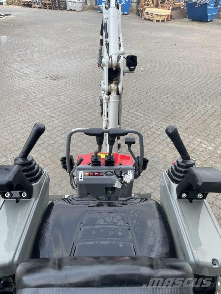 Takeuchi TB 210 Miniexcavadoras