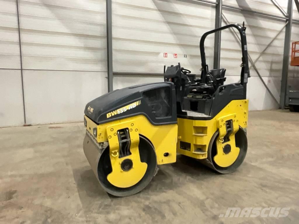 Bomag BW 135 AD-5 Rodillos de doble tambor