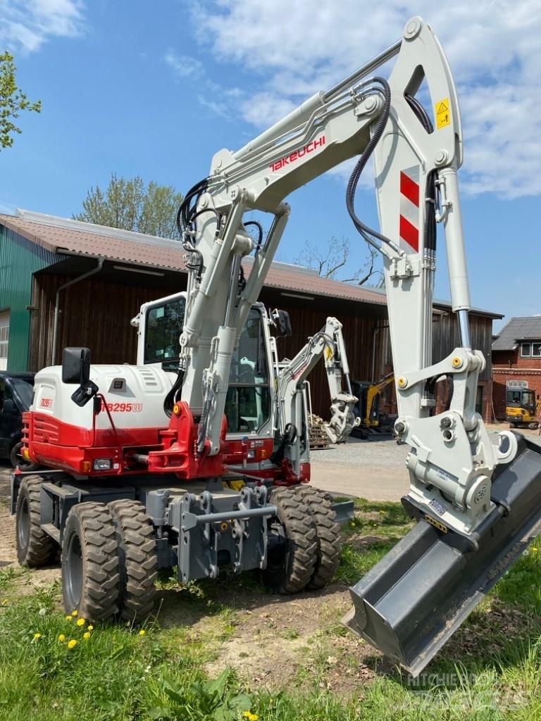 Takeuchi TB295W Excavadoras de ruedas