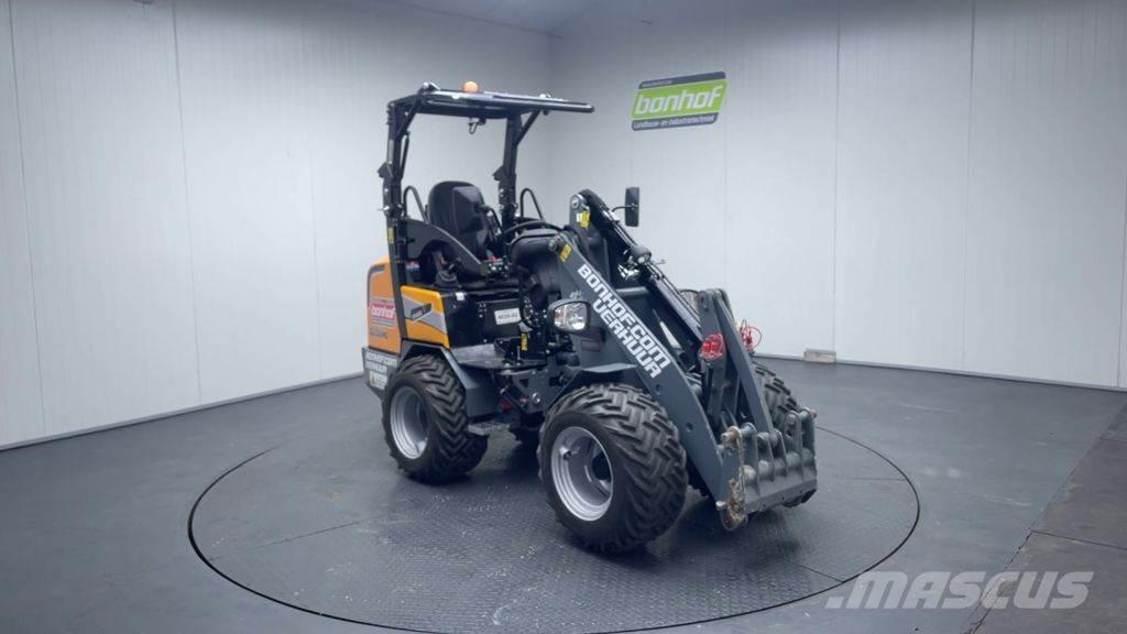 GiANT G2300 HD Cargadoras sobre ruedas