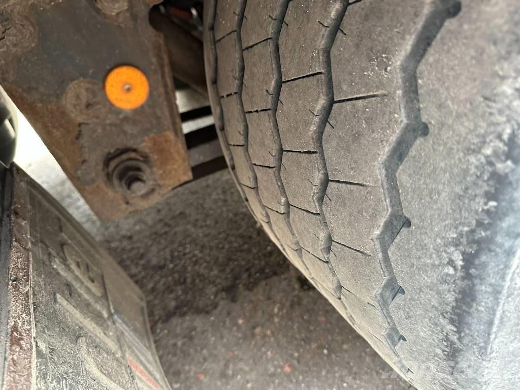 Krone SDP 27 MEGA Semirremolques de caja de lona