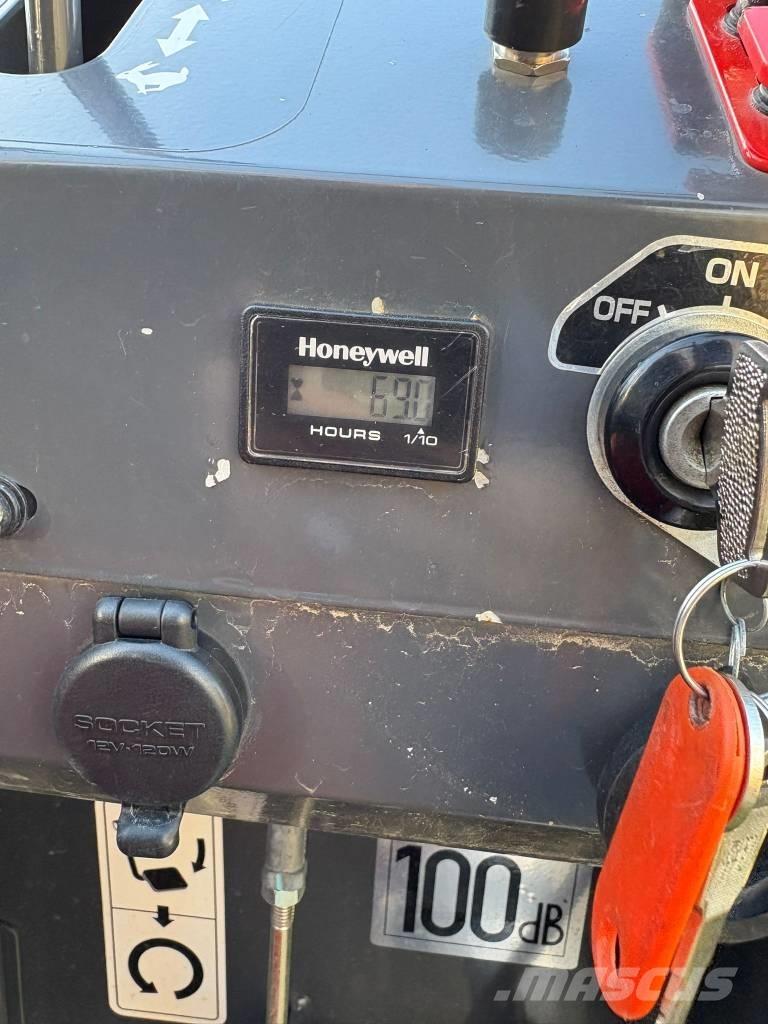 Kubota KC 70 Vehículos compactos de volteo