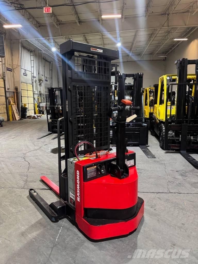 Raymond RSS40 Apiladoras eléctricos