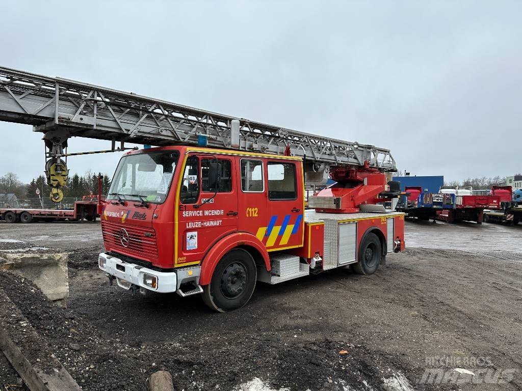 Mercedes-Benz 1424F Camiones de bomberos