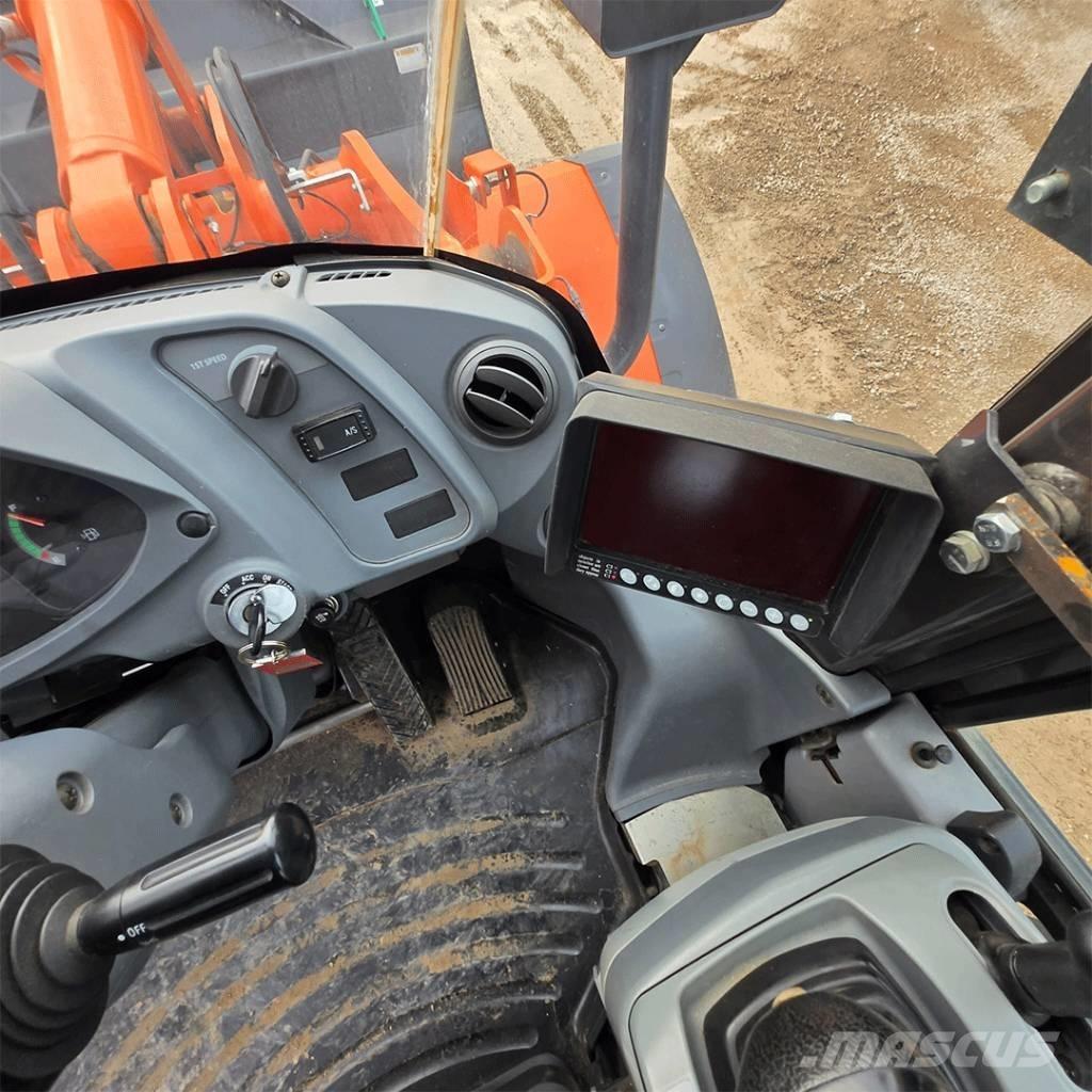 Hitachi ZW150-6 Cargadoras sobre ruedas