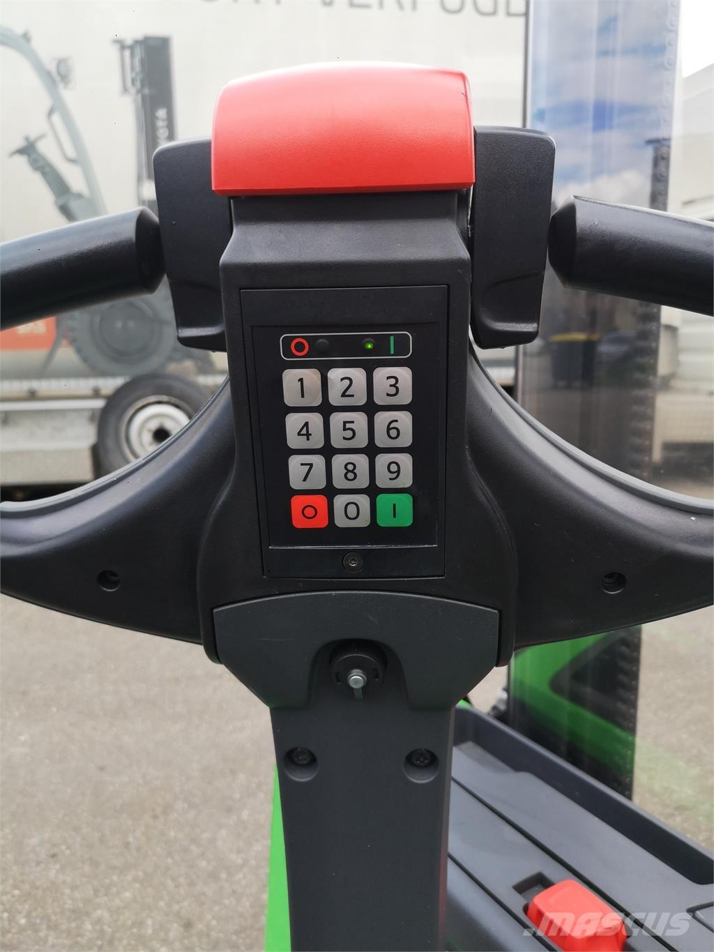 Cesab S210 Apiladoras eléctricos