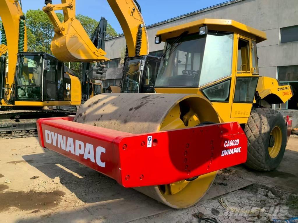 Dynapac CA 602 D Rodillos de un solo tambor